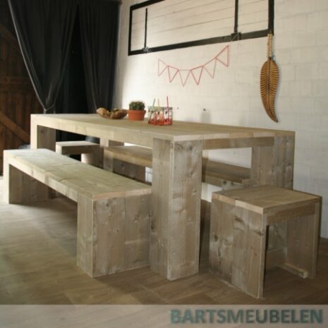 Steigerhouten bank Patrick Steigerhouten bank Patrick