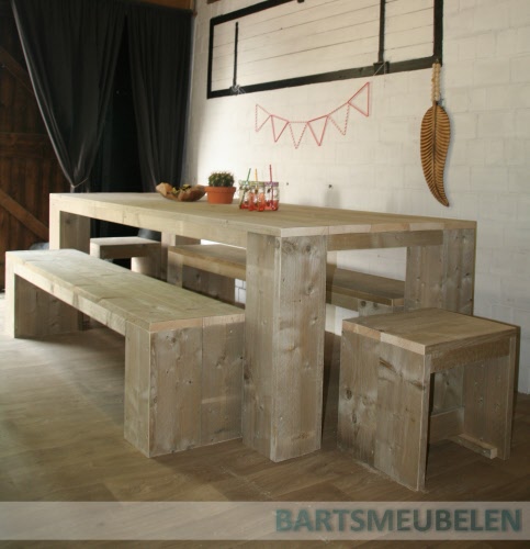 Steigerhouten bank Patrick Steigerhouten bank Patrick