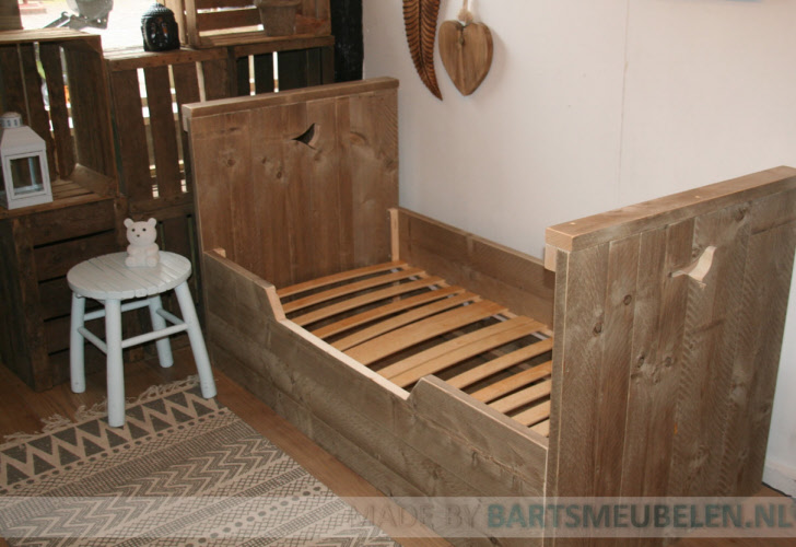Steigerhouten bed Joey 1.3