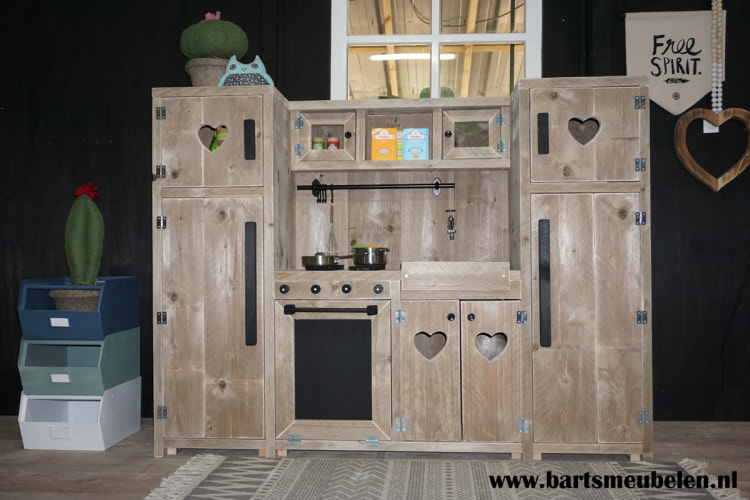 Steigerhouten speelkeuken 13