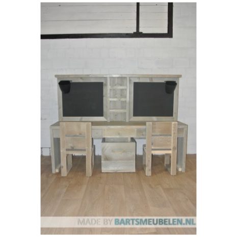 Steigerhouten speelmeubel 2 Steigerhouten speelmeubel 2