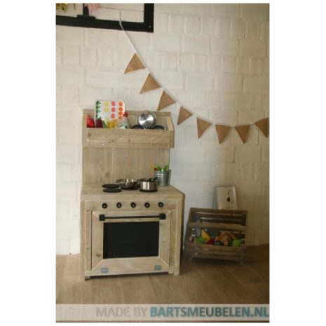 Mini speelkeuken voor kinderen voor een kleine ruimte