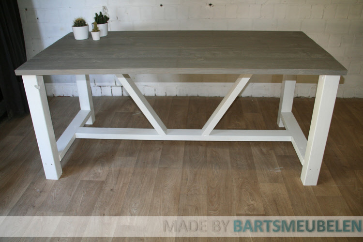 Steigerhouten tafel Marieke 1.3