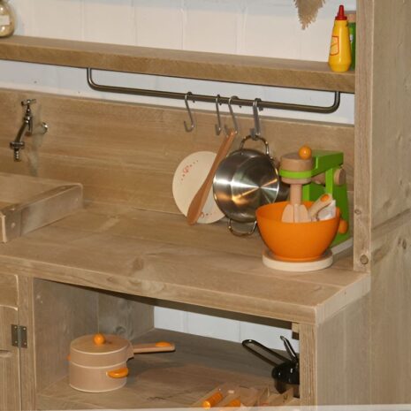 detail steigerhouten kinderkeukentje 9