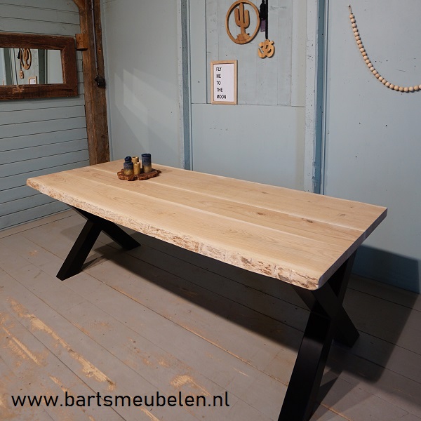eikenhouten boomblad tafel.11