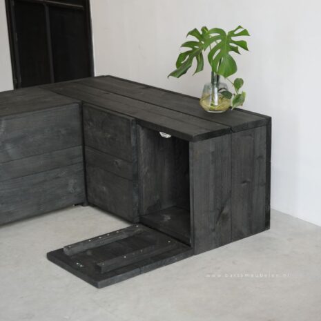 hoek_tv_meubel_van_steigerhout_black_waash