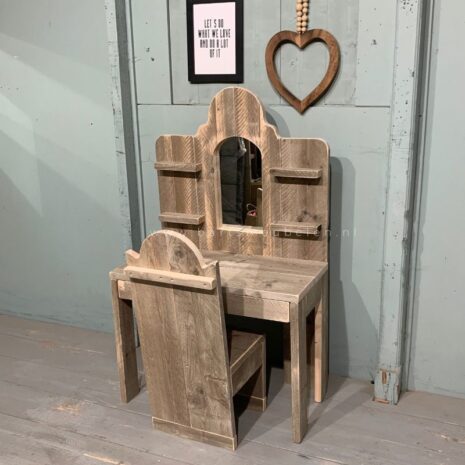 kinderkaptafel van steigerhout 1