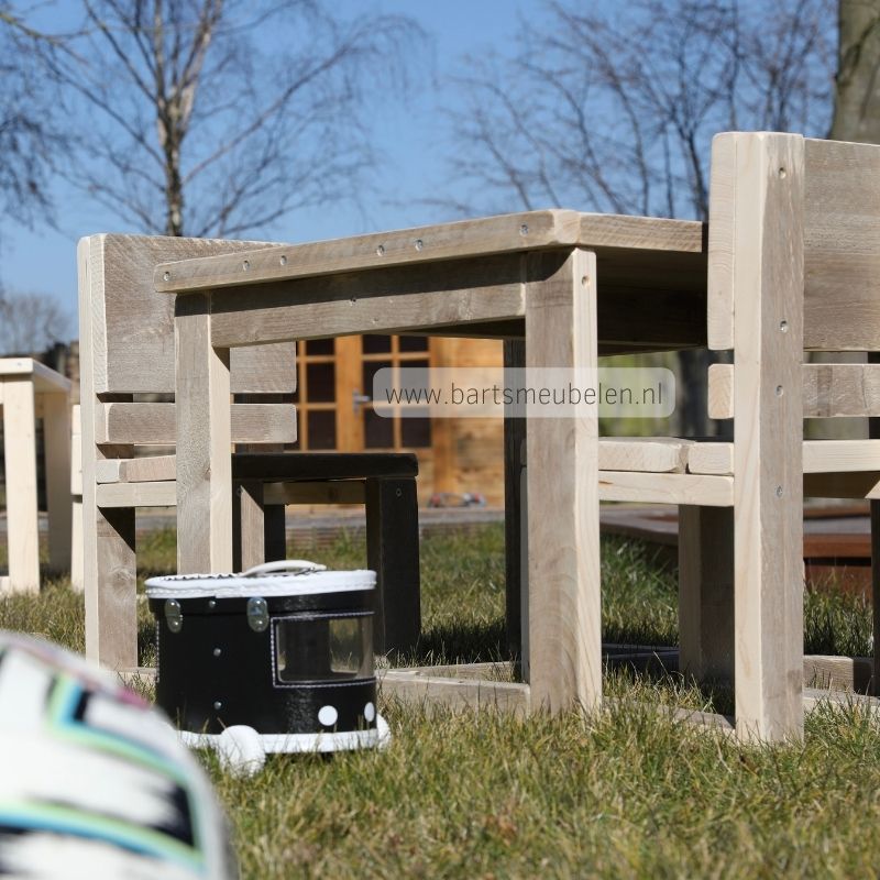 kindertafel-en-stoeltjes-peuter-lexx