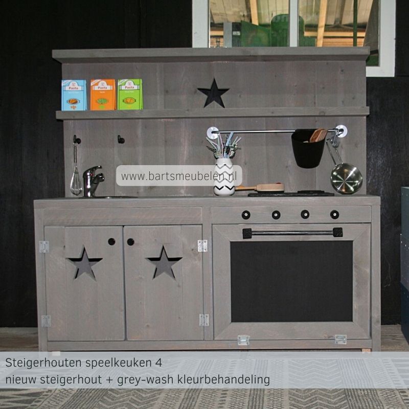 speelkeuken 4 van steigerhout