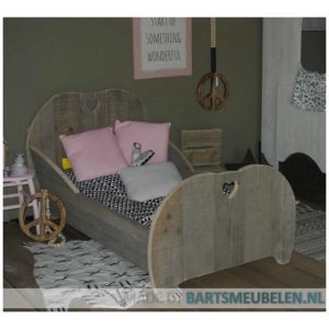 Steigerhouten bed Evi