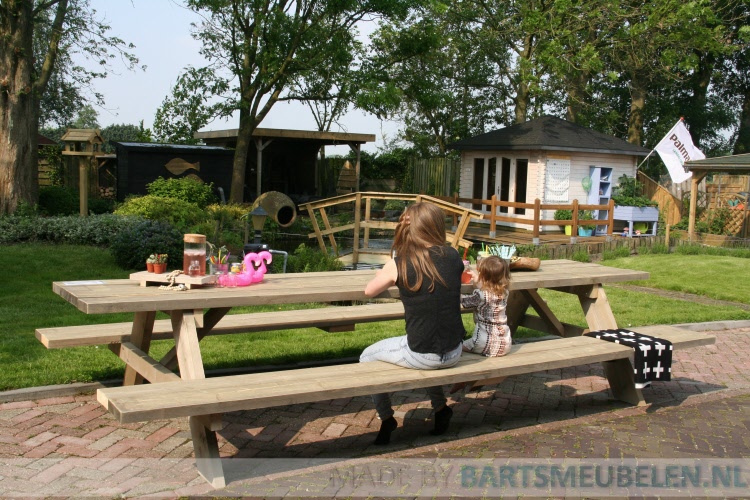 steigerhouten picknicktafel 1.4