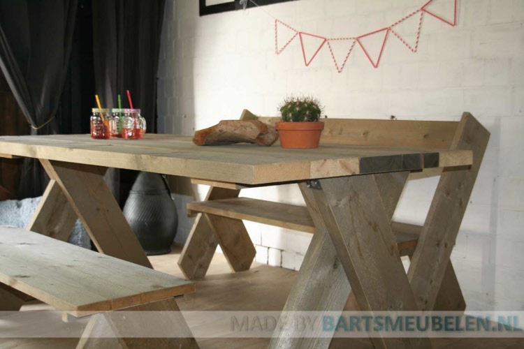 steigerhouten tafel sofie 1.3