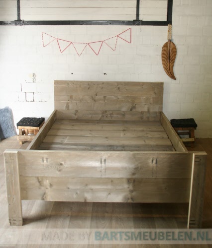 steigerhouten tweepersoonsbed Michelle 1.1