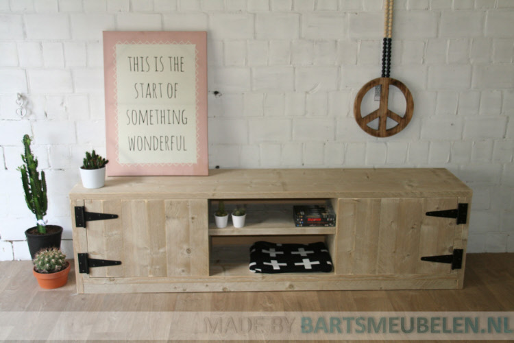 tv meubel remco van steigerhout 1.4