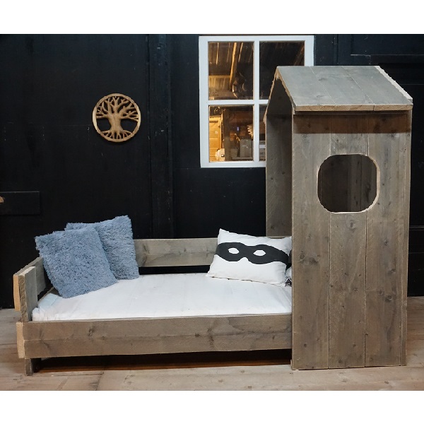 steigerhouten-bedhuisje-1