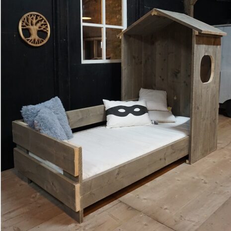 steigerhouten bedhuis 3 steigerhouten-bedhuisje-3