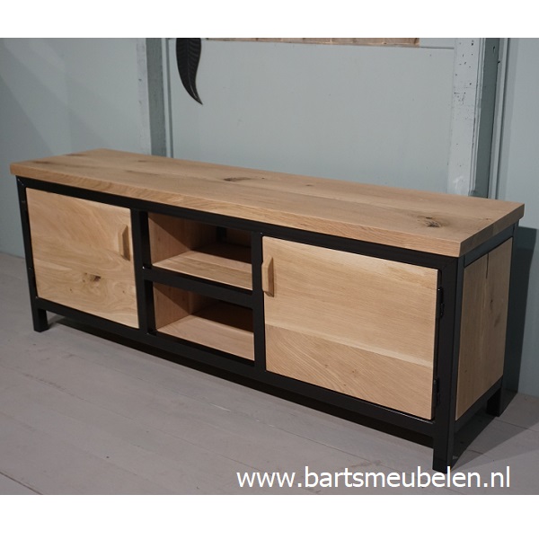 tv-meubel-eikenhout-en-staal-1.1
