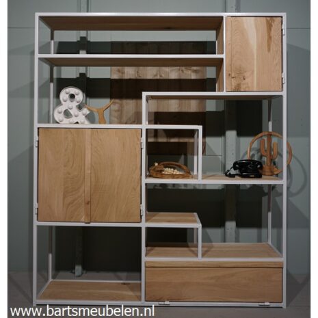 vakkenkast eikenhout en staal 3 vakkenkast-eikenhout-en-staal-3