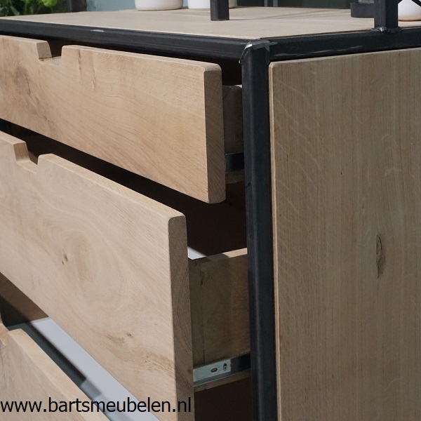 kast-eikenhout-en-staal-claudia-3