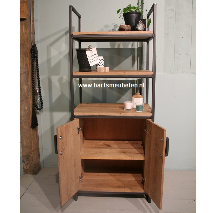 kast-vintage-eikenhout-en-staal-nikki-2