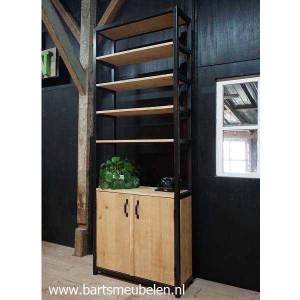 kast-rustiek-eikenhout-en-staal-4