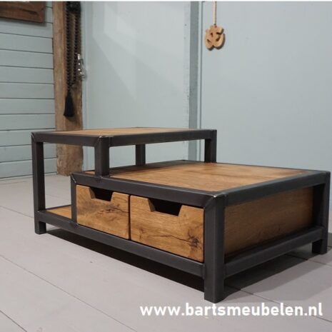 DSC05374 salontafel eikenhout-en-staal-guus.1