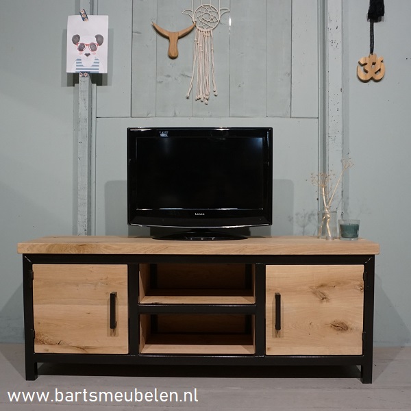 tv meubel eikenhout en staal 2.2