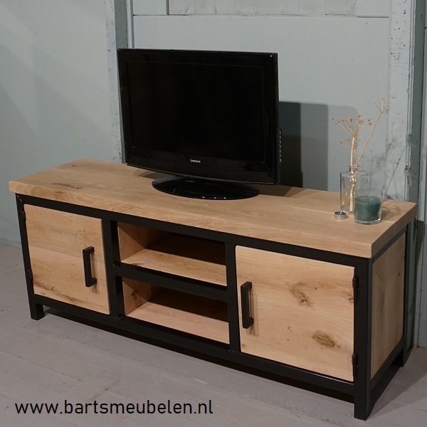 tv meubel eikenhout en staal 2.3