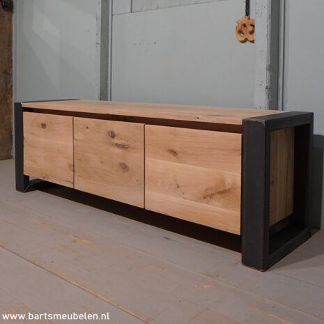 tv meubel eikenhout en staal bas 1 tv-meubel-eikenhout-en-staal-bas.1