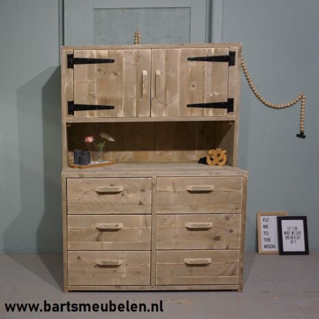 Steigerhouten buffetkast 4 1 Steigerhouten buffetkast 4 (1)