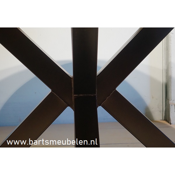 ronde-rustiek-eikenhouten-tafel-1.2