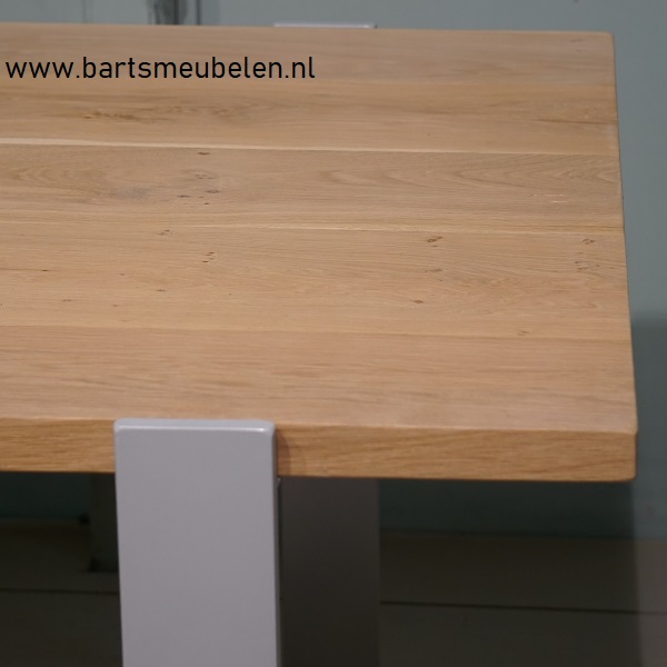 rustiek-eikenhouten-tafel-edith.1.2