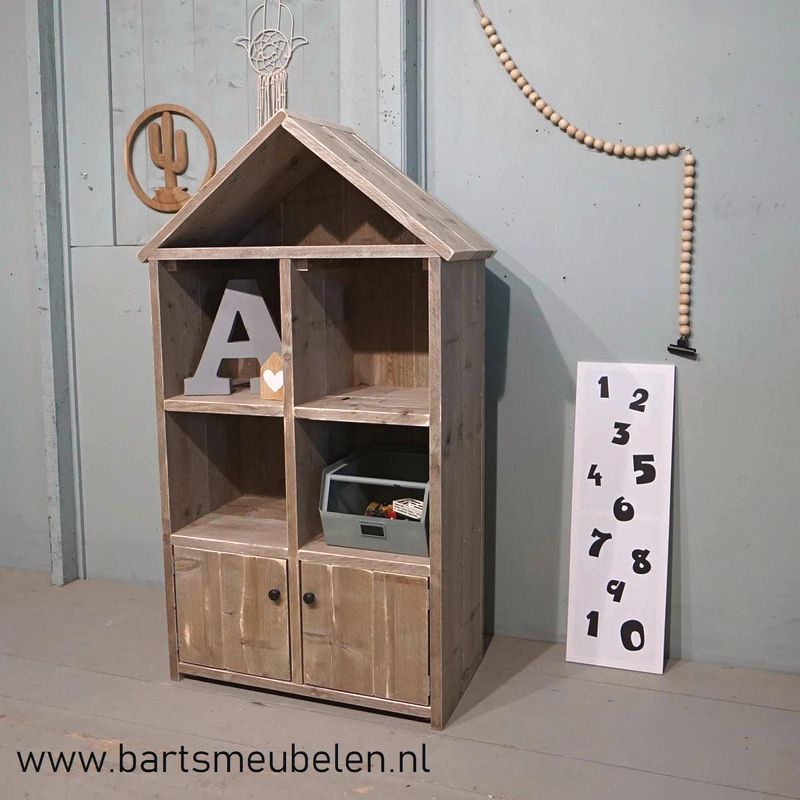 steigerhouten vakkenkast 8 huisje model.2 steigerhouten_vakkenkast_8_huisje_model