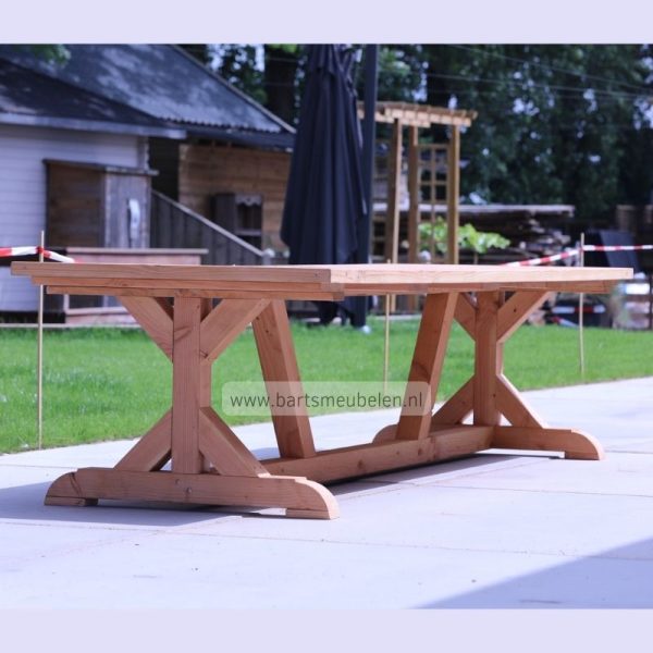 douglas-tuintafel-megan.1