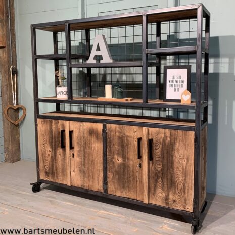 kast-gebrand-eikenhout-en-staal-julian-6