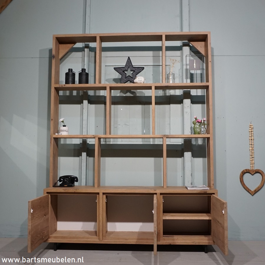 vintage-eikenhouten-vakkenkast-naomi.1.4