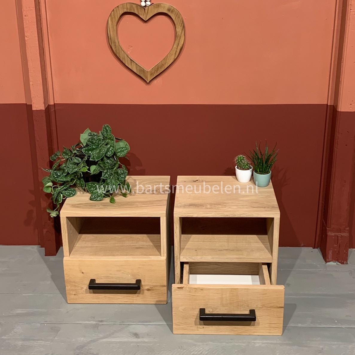 eikenhouten-nachtkastje-jurgen.7