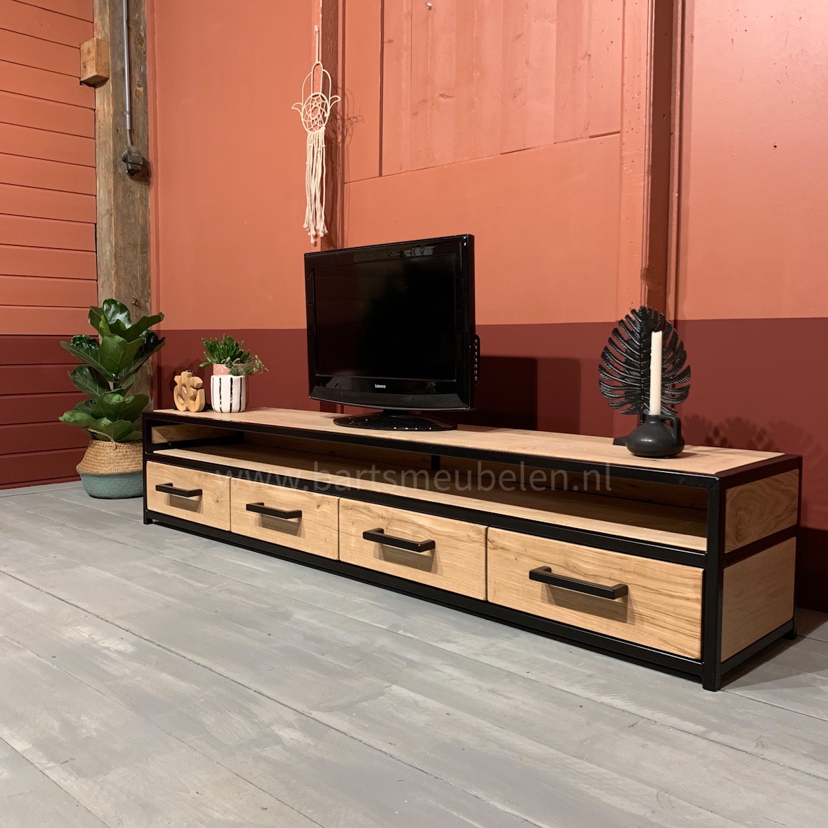 tv meubel eikenhout en staal mark.7 tv-meubel-eikenhout-en-staal-mark.7