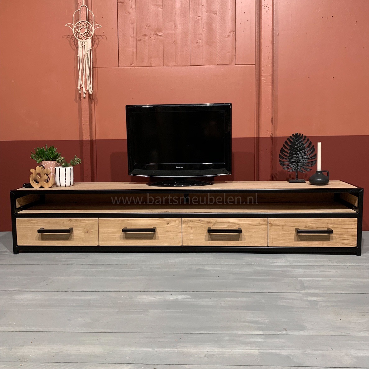 tv-meubel-eikenhout-en-staal-mark.8