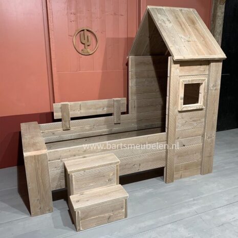 Steigerhouten bedhuisje 2.5 Steigerhouten bedhuisje 2.5