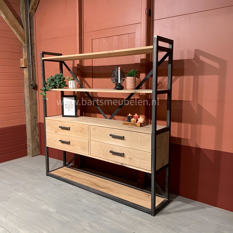 kast-rustiek-eikenhout-en-staal-norah.1