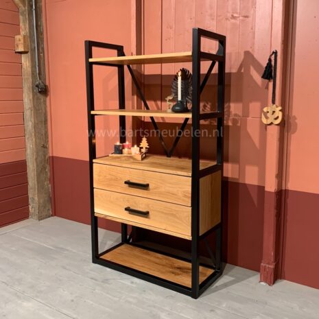 kast-rustiek-eikenhout-en-staal-nova.3