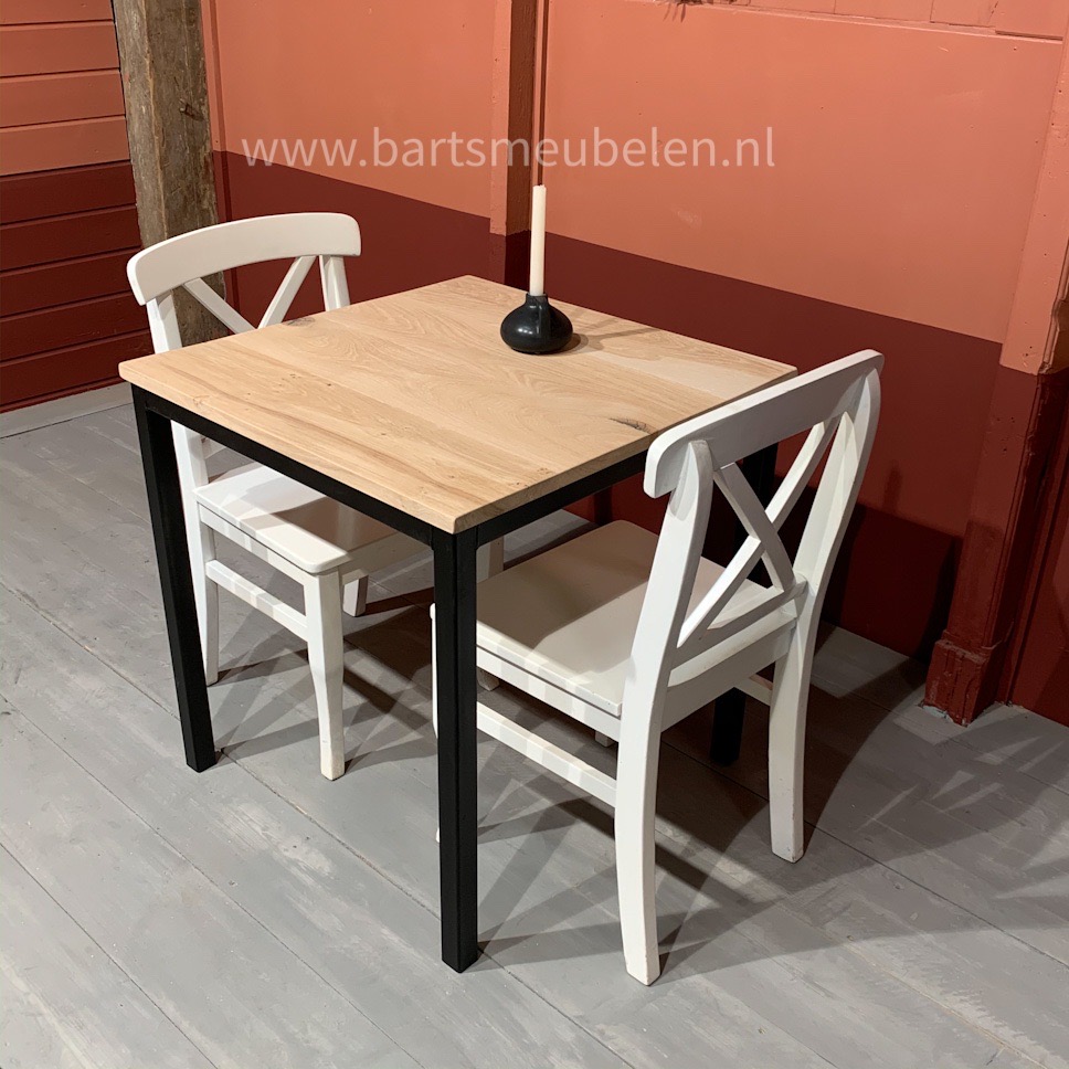 kleine-industriële-eettafel-didi.7