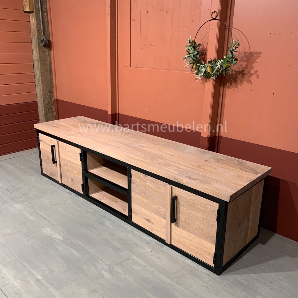 tv-meubel-eikenhout-en-staal-5.3