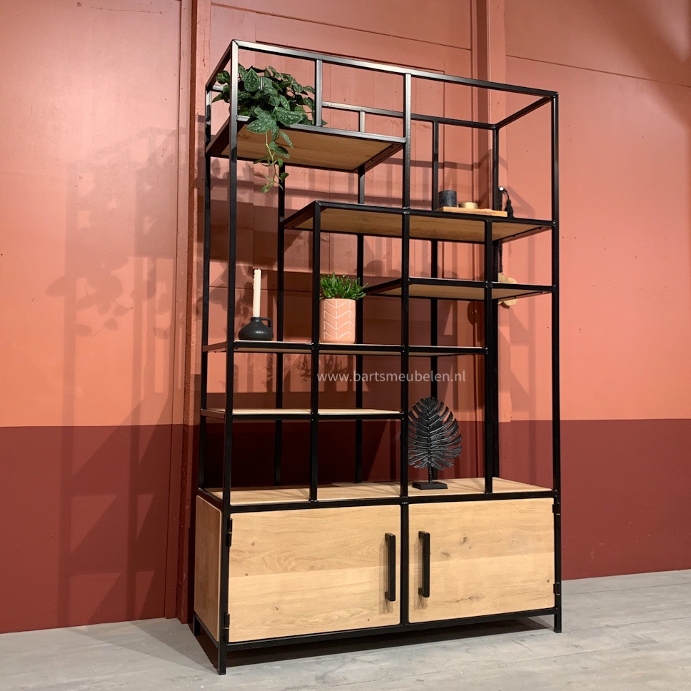 vakkenkast-eikenhout-en-staal-11