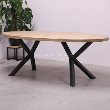 eiken tafel ovaal caty.4 eiken-tafel-ovaal-caty.4