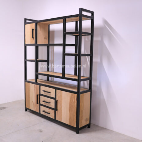 Industriele-kast-moeraseik-Lesli.7
