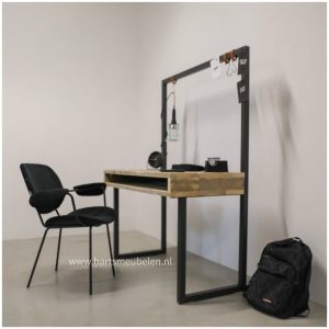 industrieel bureau lot met stalen frame