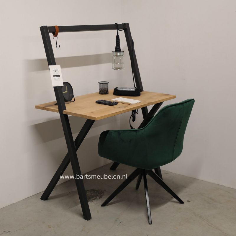 industrieel bureau mace.5 industrieel-bureau-mace.5