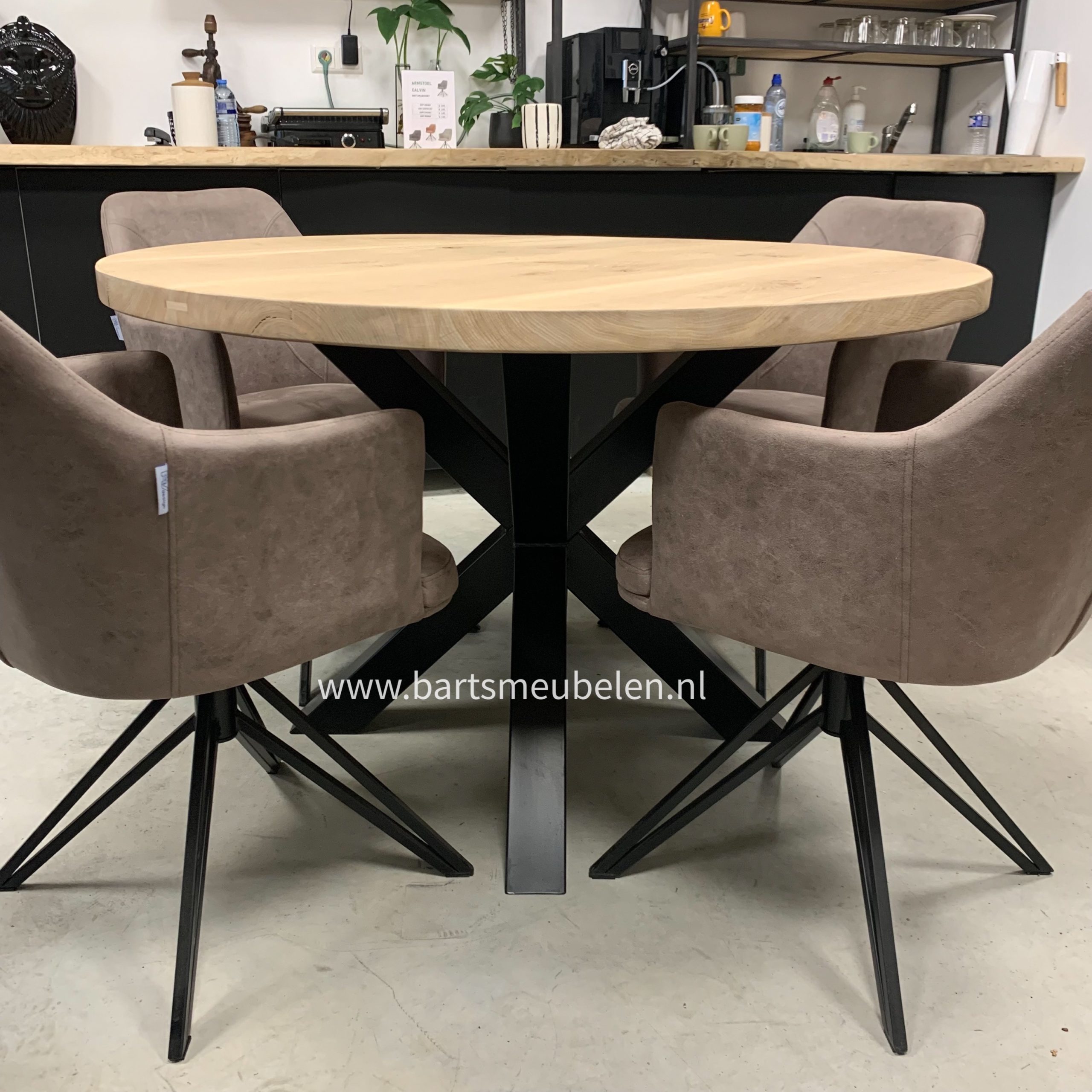 Ronde-tafel-lizeth.1